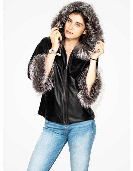 WOMAN BLACK HOOD AND ARMS WITH ARJANTE FURS 3/4 ARMS LEATHER JACKET